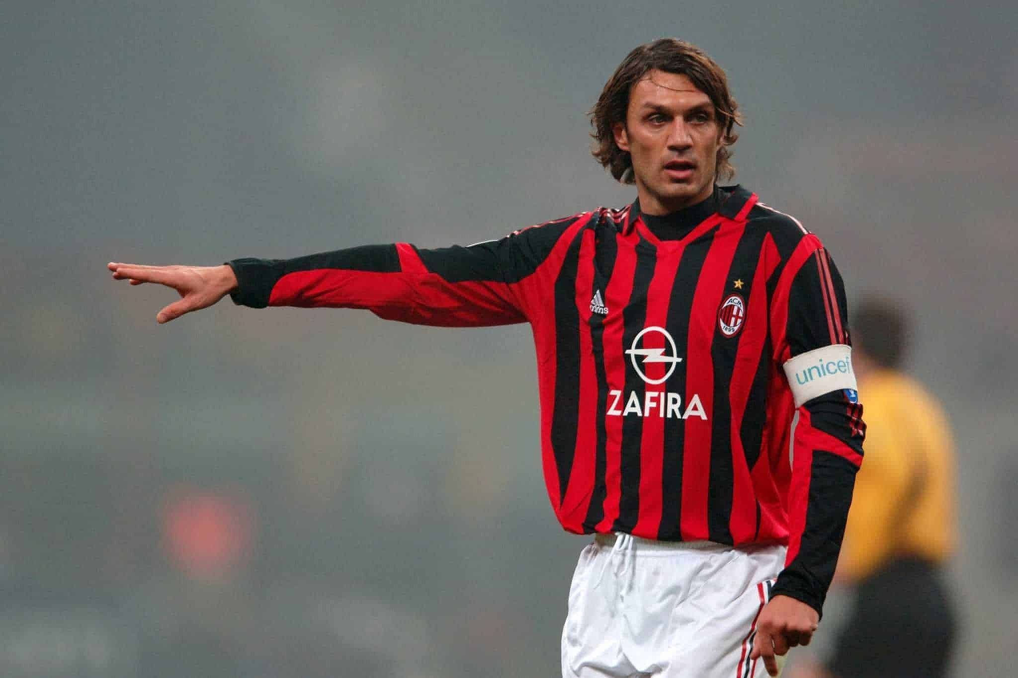 Paolo Maldini - Hậu vệ huyền thoại